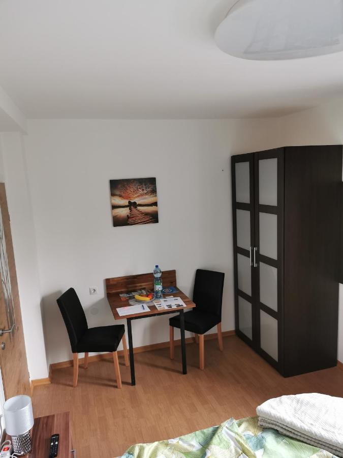 Homew4 - Tiny Apartment Hoheneich Exterior photo